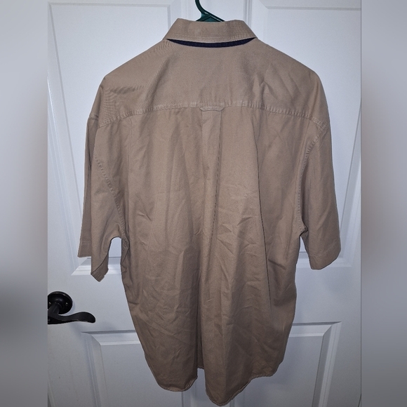 Keeler Bay men's short sleeve button-down shirt in a size large. - Picture 4 of 7